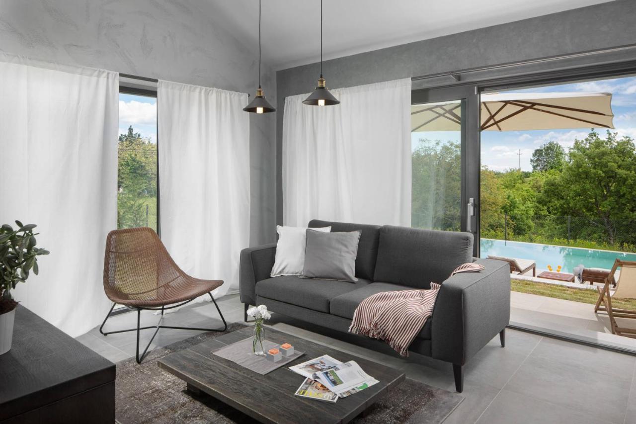 Terra Histria - Boutique Stone House Villa Oprtalj Exterior photo